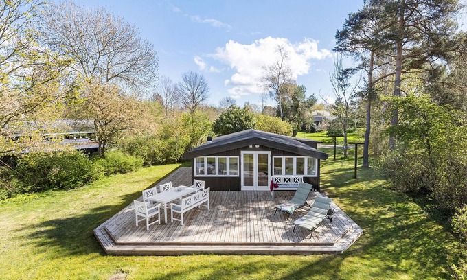 Kulhuse House | Awesome home in Jægerspris with kitchen