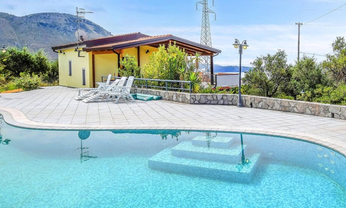 Praia a Mare House | Awesome home in Praia a Mare