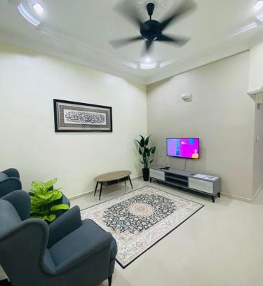 Dungun House | AYAHLONG BEACH GUESTHOUSE