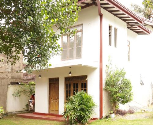 Kanuwana House | Ayubo Villa Ruby Room