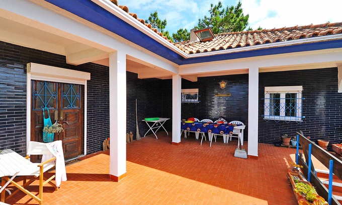 Azenhas do Mar Villa | Azenhas Sea & Garden Villa by GT House