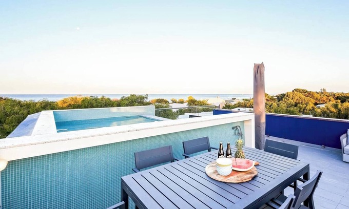 Dunsborough House | Azotea Luxe Rooftop Oasis with Pool and Bay Views