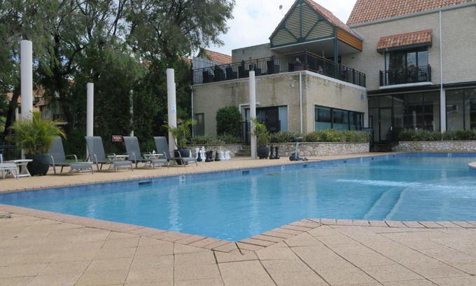 Marybrook Villa | Azure Villa