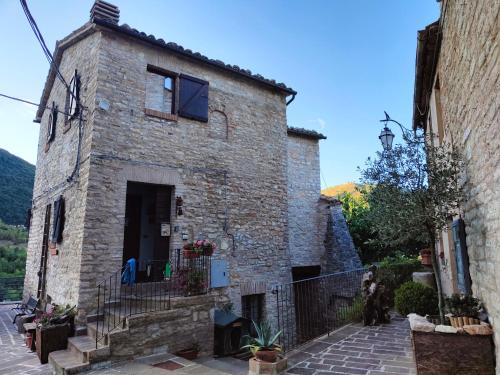 Genga Bed & Breakfast | B&B Bivacco Frasassi climbing & trail running house