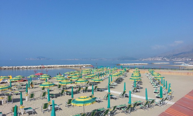 Gianola Bed & Breakfast | B&B Il Girasole