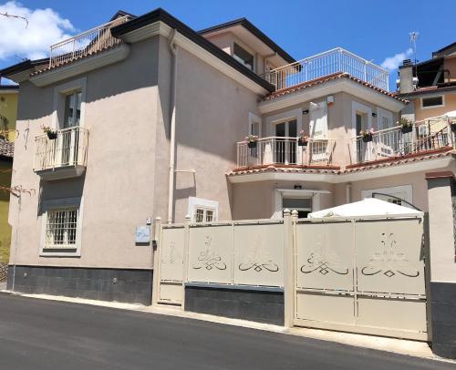 Coperchia Bed & Breakfast | B&B IL GLICINE