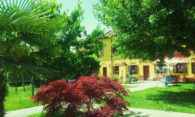 Castello d'Agogna Bed & Breakfast | B&B Il Pioppo E La Fonte