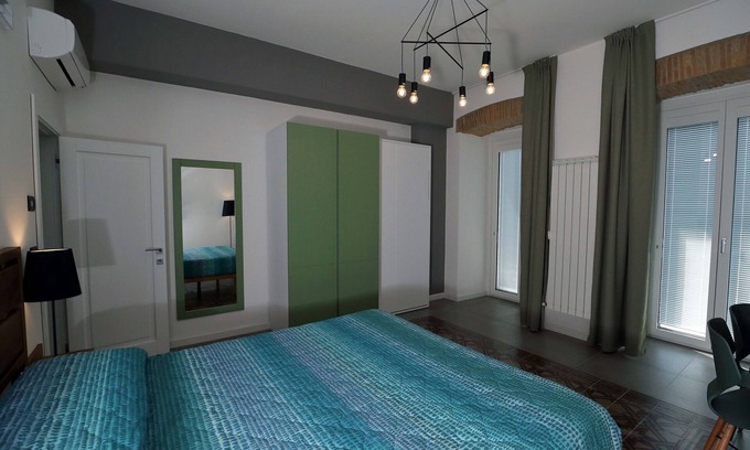 Pizzo Bed & Breakfast | b & b in the historic center, with a panoramic terrace, 400 meters from the sea