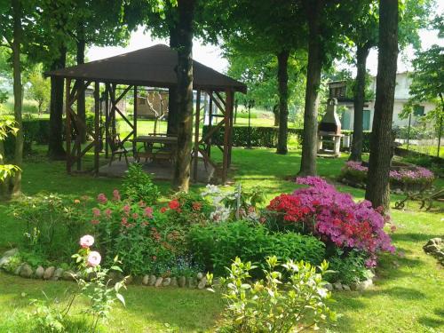 Cornaredo Bed & Breakfast | B&B Le Camelie