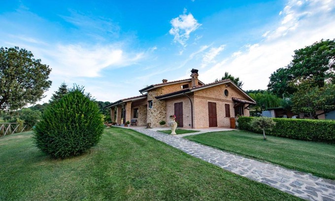 Osimo Bed & Breakfast | B&B Madonna Carradori
