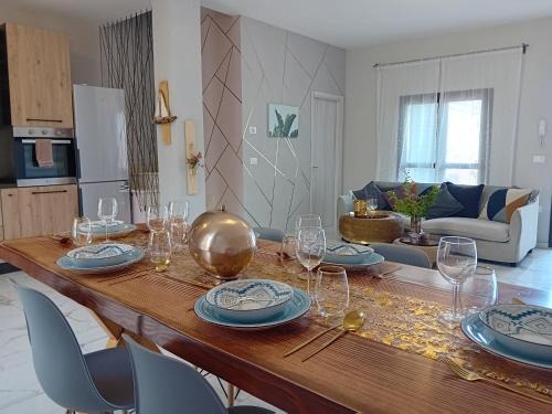 Terre Roveresche Villa | B&B Tra colline marchigiane - sauna e piscina