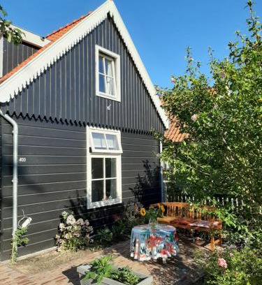 Amsterdam North Bed & Breakfast | B & B Tulp Amsterdam Noord