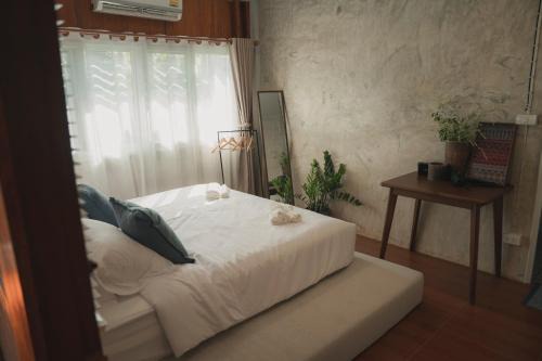 Chong Kham House | Baantonmai Farmstay