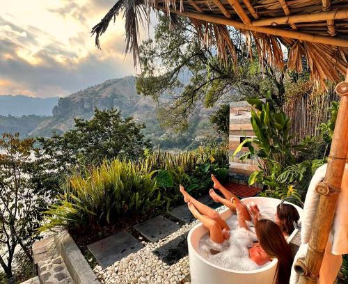 Pasajcap Cabin | Baba Yaga Atitlan