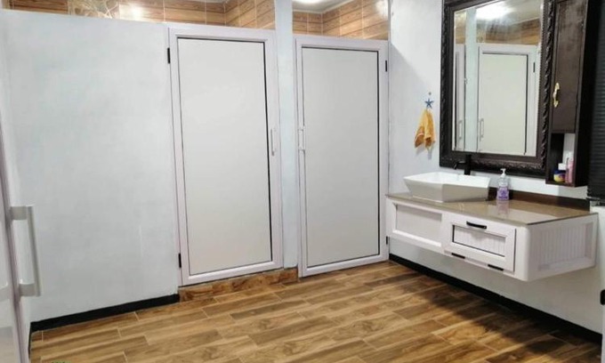 Candos House | Bachoo House