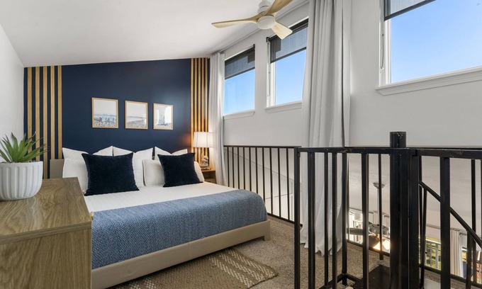 Biltmore Beach Condo | Back to School Special/Private Beach Access/Pool/9min to St.Andrew/East End PCB