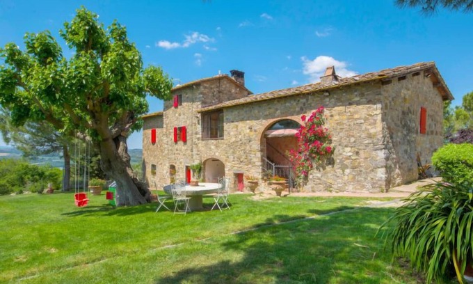 San Pietro in Bossolo Apartment | Badia a Passignano by Interhome