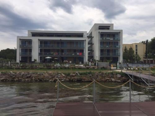 Fonyodliget Apartment | Balatonra néző, gyerekbarát.