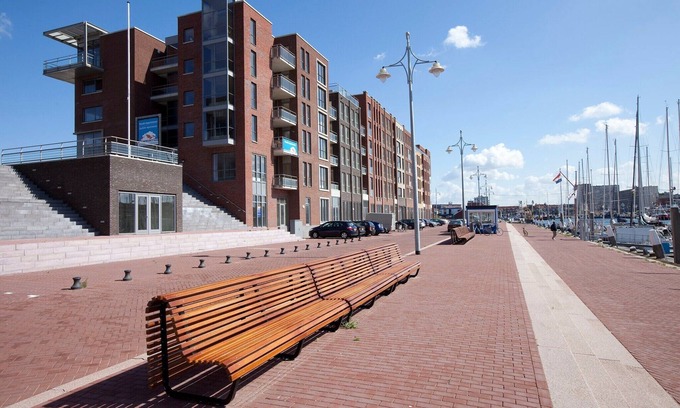 Vissershaven Apartment | Balcony Views by the Sea