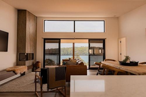 Akaroa House | Bambara - Luxury Tasmanian Escape