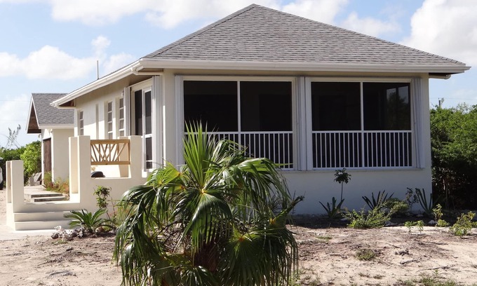 Bambarra House | Bambarra Sands Cottage: Private beach house on Bambarra Beach, Middle Caicos