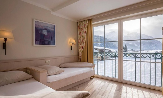 Achenkirch House | Bambini suite Mickey (WI oSKI 12) - Family paradise Sporthotel Achensee