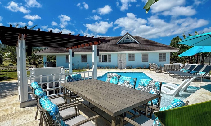 St. Ann's Bay Villa | Bamboo Breeze 5-bedroom villa in Richmond Estate