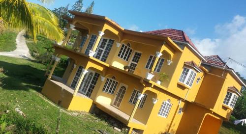 Bamboo House | Bamboo Breeze Inn