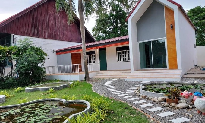 Nong Pan Chan Hotel | banrainaifun