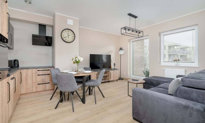 Jezyce Apartment | Barańczaka 1B | Sophisticated Apartment | Parking