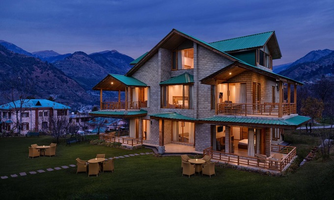 Manali Hotel | Baragarh Resort & Spa, Manali- IHCL SeleQtions