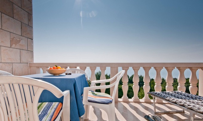 Povlja Hotel | Barba Petra Dvori Apartments