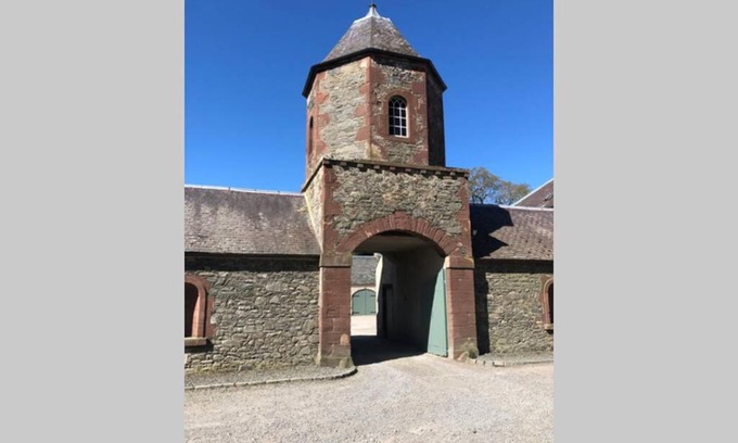 Kirkton Manor House | Barns Library