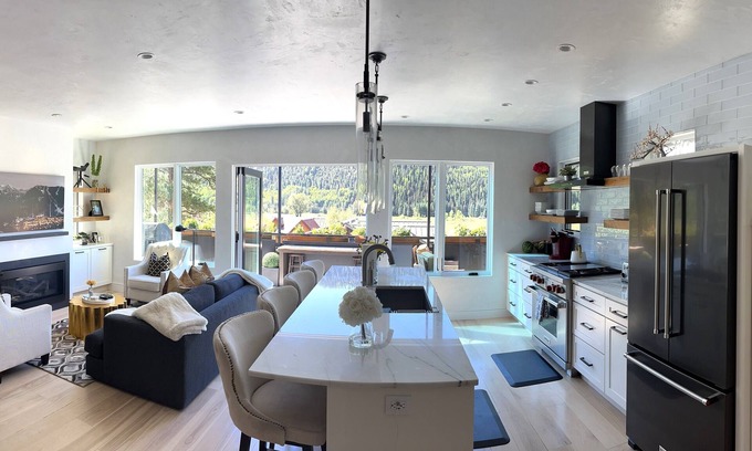 Telluride House | Basecamp at Valley Floor, Views, wildlife and hot tub at this spectacular home!