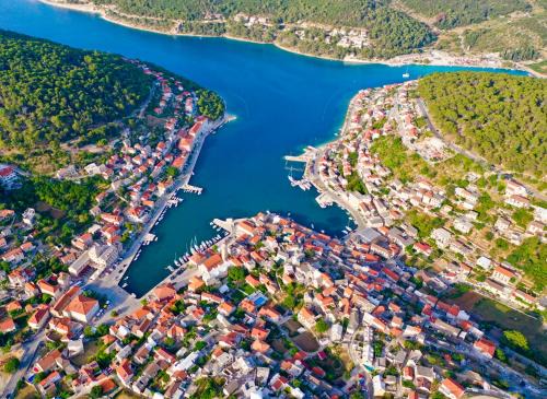 Pucisca Apartment | Baskotin