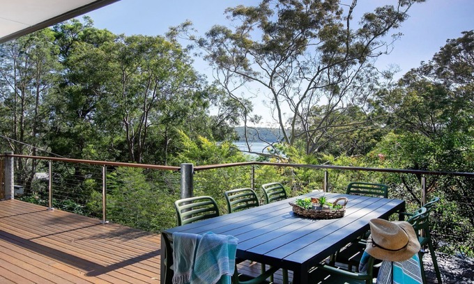 Pretty Beach Central Coast House | Bay Views, beautiful beaches and stunning bush walks in Bouddi National Park