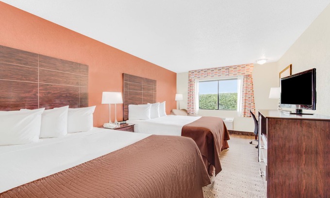 Midland Hotel | Baymont by Wyndham Midland Airport