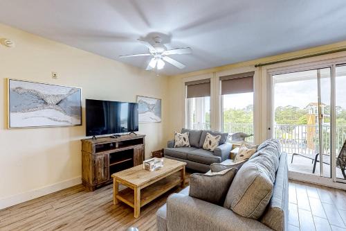Baytowne Wharf Apartment | Baytowne Wharf Observation Point North 458 and 460 combo