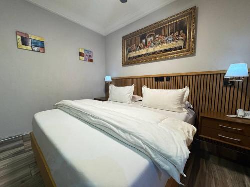 Accra Hotel | Bayview