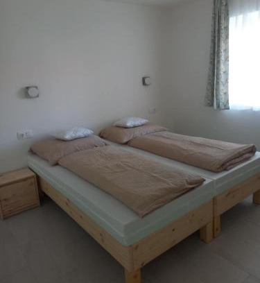 Bekescsaba Apartment | BB64 Apartmanház