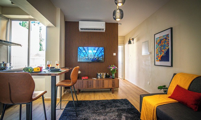 Neapolis Apartment | Beach 3 Min Away, Gorgeous Brand New Apartment