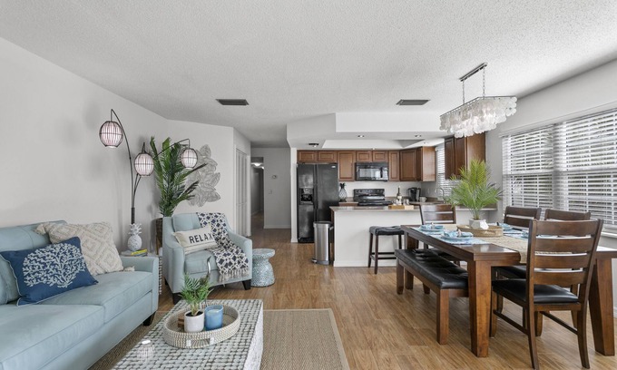 Indian Shores Condo | BEACH AND INTERCOASTAL ACCESS!