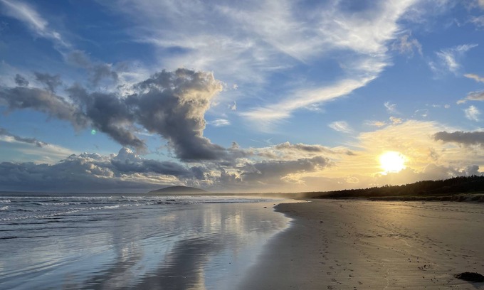 Gerroa House | Beach Bliss Gerroa - 12.00pm Check out on Sundays! (Excludes Peak Season)