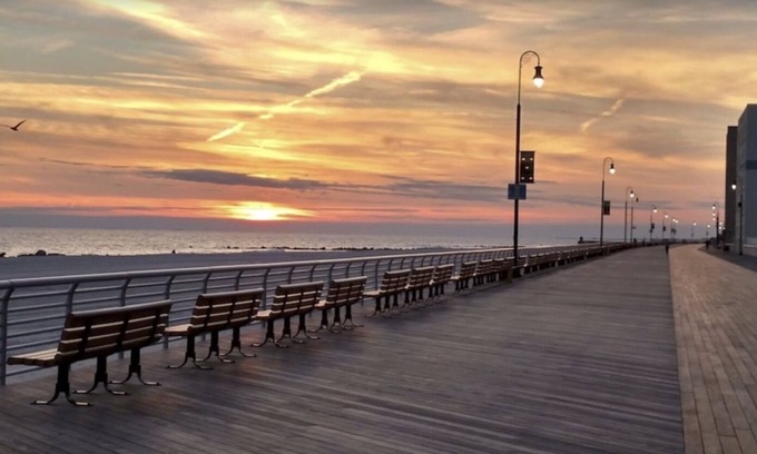 Long Beach Apartment | Beach Charm in Lovingly Restored Historic Beach House with Balcony and Parking!