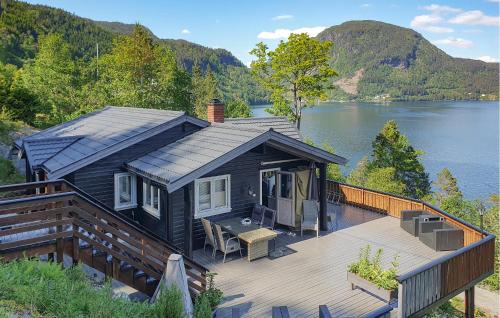 Hardangerfjord House | Beach Front Home In Omastrand
