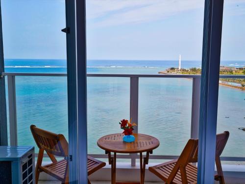 Chatan Hotel | Beach Front Tower Mihama by DSH