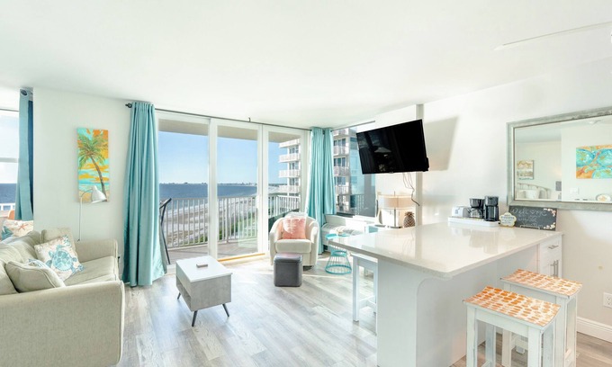 South Island Condo | ☀️ Beach Front with Great Amenities - Estero Beach & Tennis 807-C ☀️