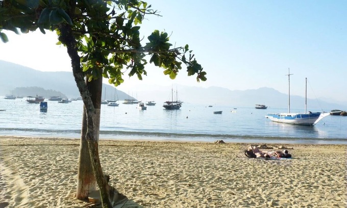 Ilha Grande House | Beach front with comfort on Ilha Grande for up to 10 persons.