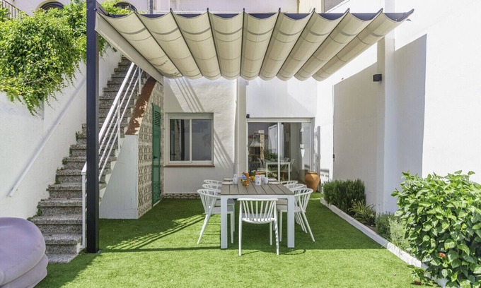 Premia de Mar House | ❤ BEACH HOUSE- CLOSE TO BARCELONA, FREE AC &WiFi