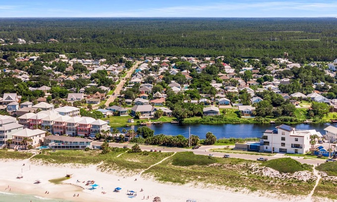 Riviera Beach House | Beach House - Lazee Daze by PHG